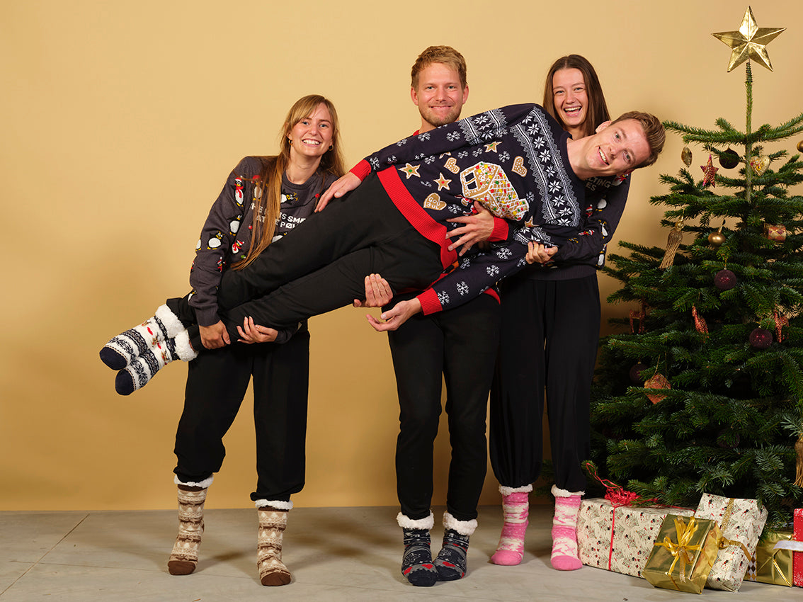Giggling Getup Maglione natalizio a LED, con lampadine integrate, per uomo e donna, nero, Medium Giggling Getup Maglione natalizio a LED, con lampadine integrate, per uomo e donna, nero, Medium